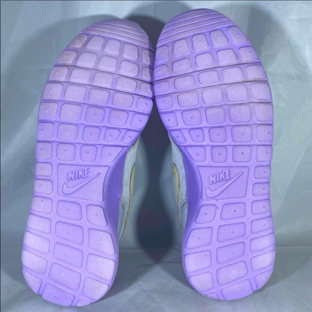 💜NIKE ROSHE ONE ATHLETIC RUNNING SHOES💜 - Picture 7 of 9